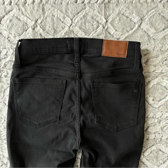 Madewell 9" Mid-Rise Skinny Jeans in Lunar Wash: TENCEL™ Denim Edition size 26 - Picture 6 of 10